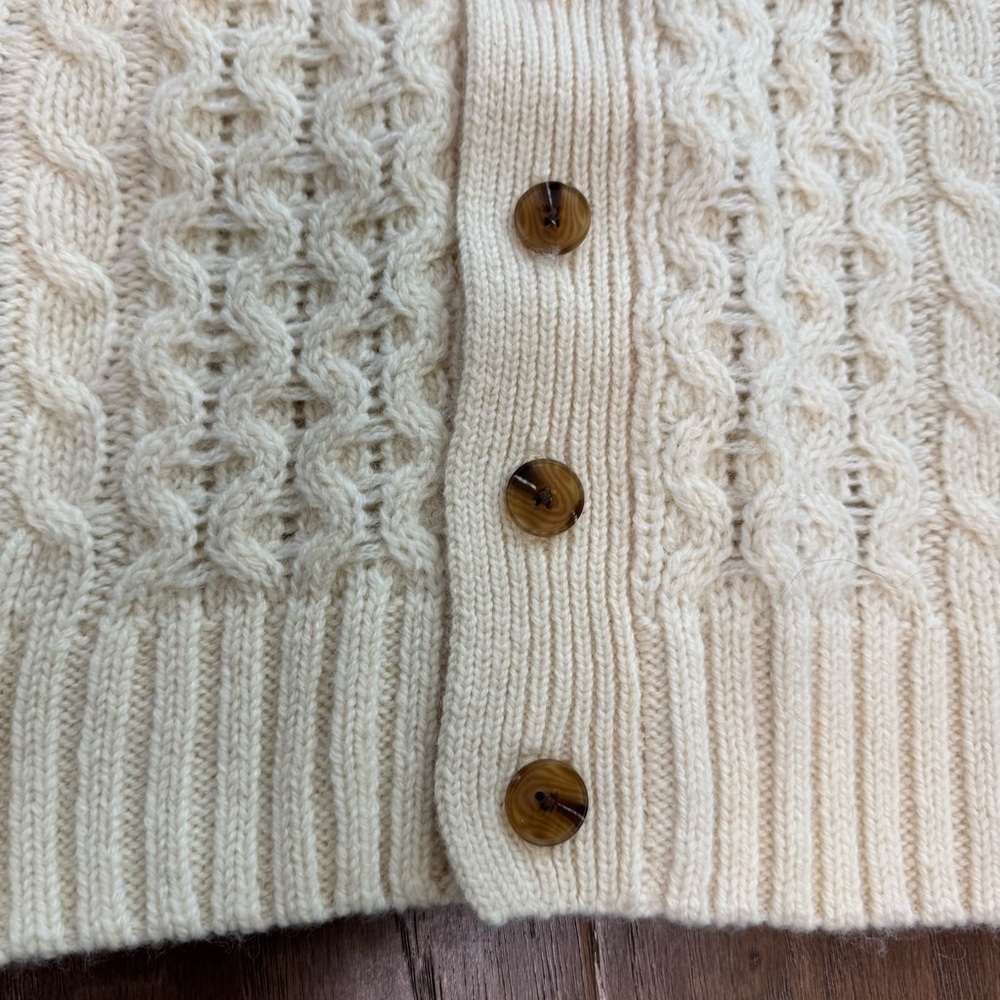 Brandy Melville Cream Knit Cardigan - Picture 6 of 9